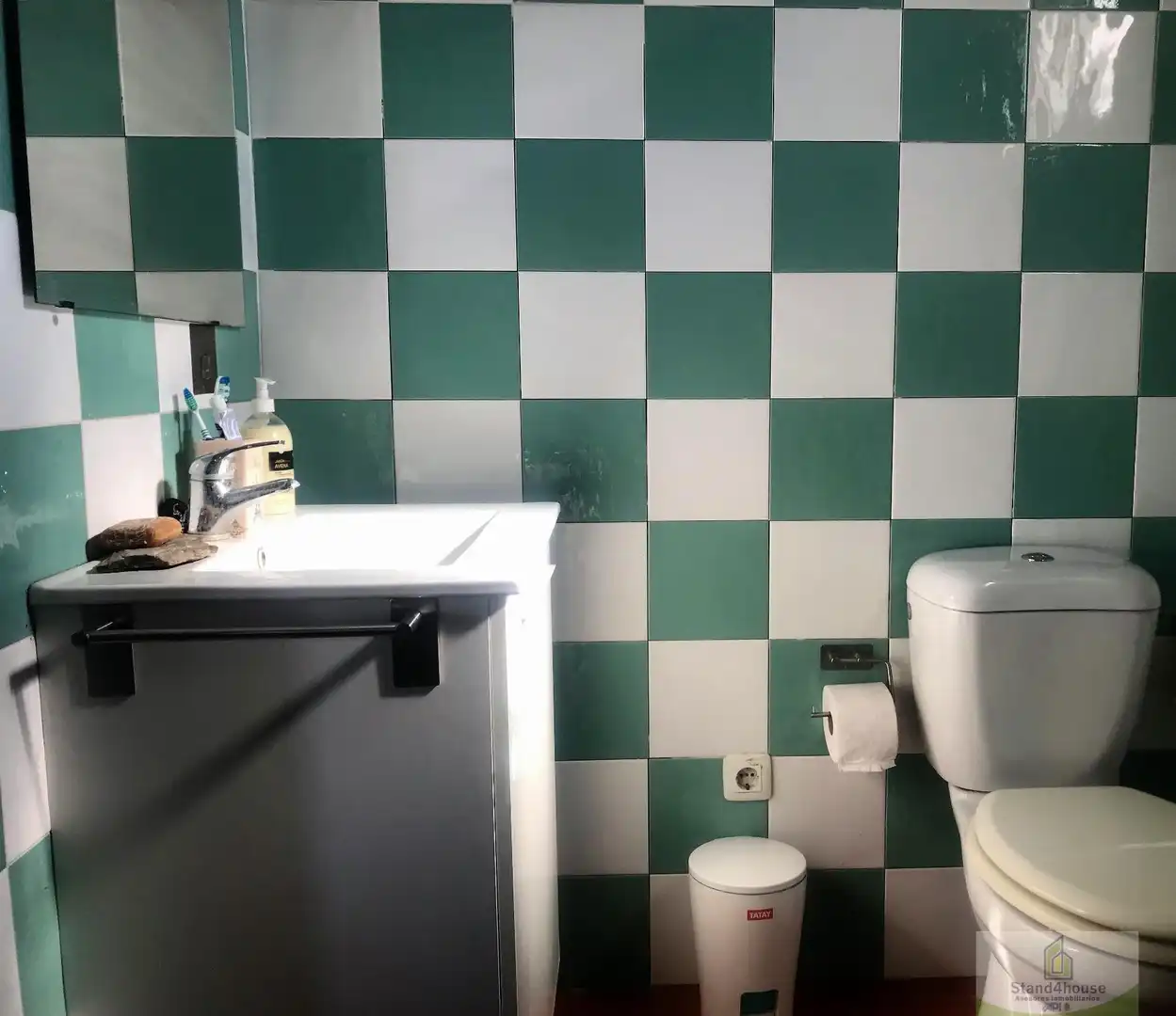Baño de Finca rústica en venta en Rociana del Condado