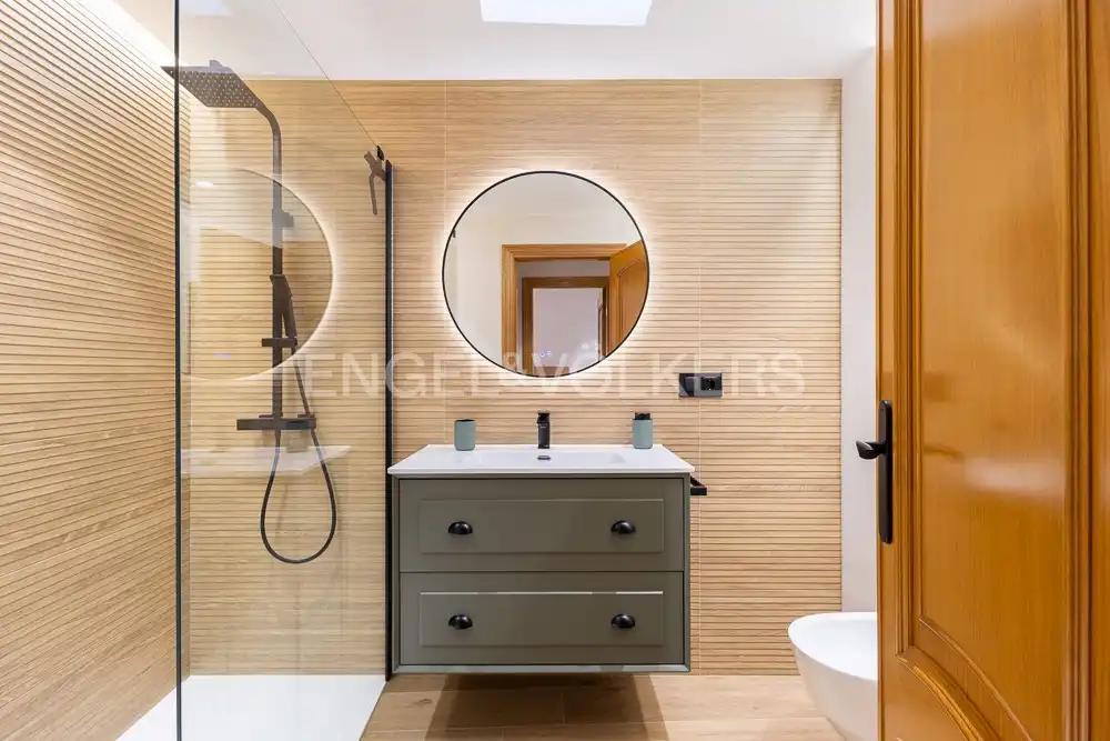 Baño de Casa o chalet de alquiler en Godella con Aire acondicionado, Calefacción y Terraza