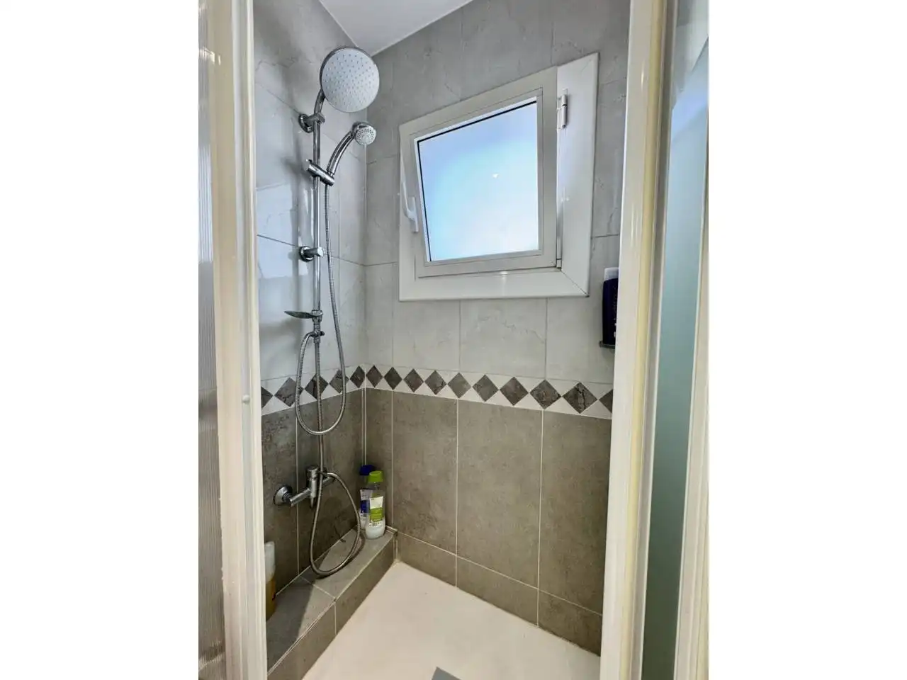 Wohnung zur Miete in Paseo Muntanya, Font Verda