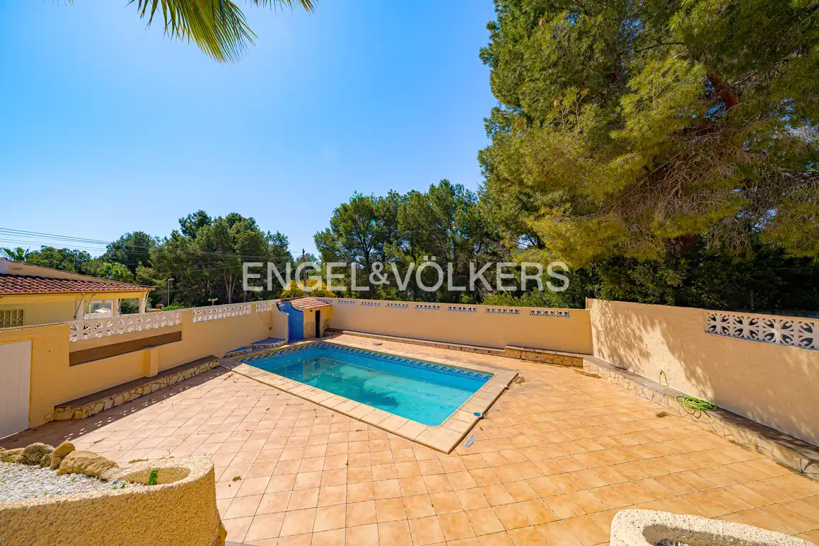 Piscina de Casa o chalet en venta en La Nucia con Aire acondicionado, Jardín privado y Piscina