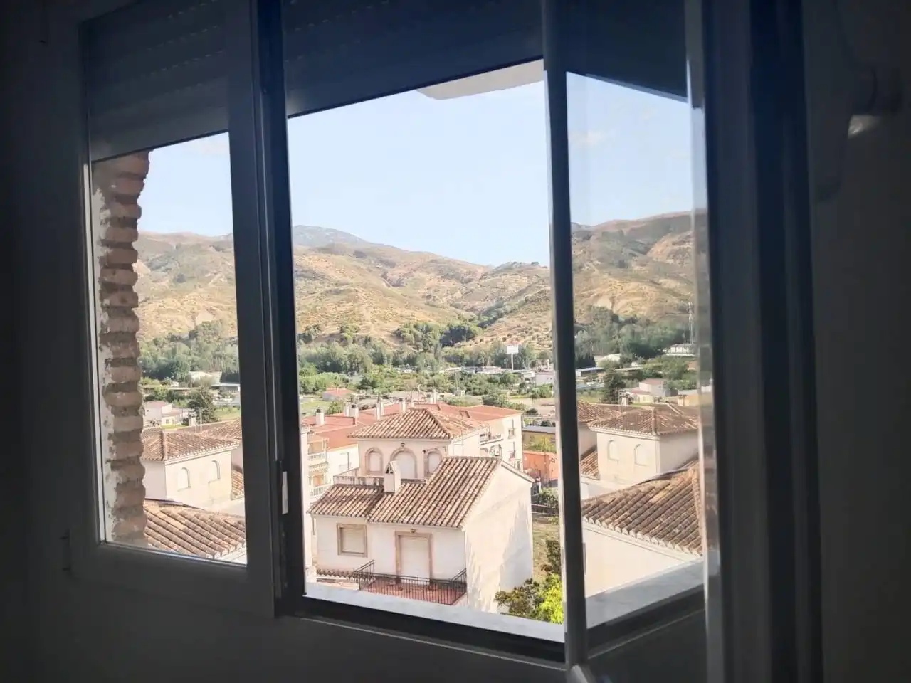 Vista exterior de Piso de alquiler en Cenes de la Vega con Amueblado