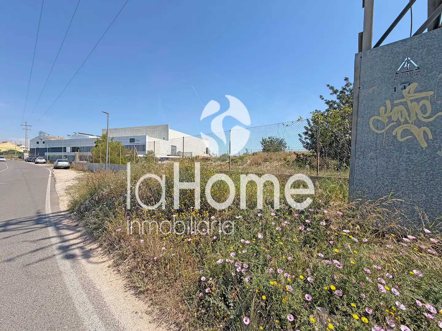 Terreno industrial en venta en Moncada