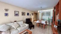 Sala d'estar de Casa adosada en venda en Blanes amb Calefacció, Terrassa i Traster