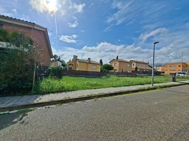 Wohnbaugrundstück zum Verkauf in Carrer Jaume Coll I Castanyer 6