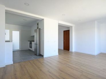 Wohnung mit Balkon zur Miete in Avenida Primero de Mayo 1