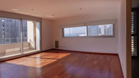 Foto 3 de Pis en venda a Avinguda D'eduard Maristany, El Besós i el Maresme,  Barcelona Capital