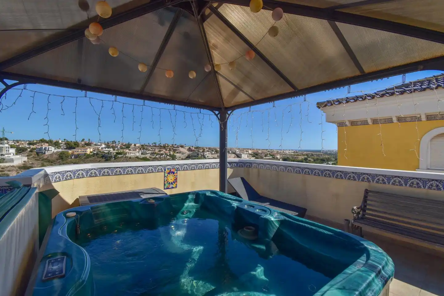 House with pool for sale in Calle del Bosque, imagen 4