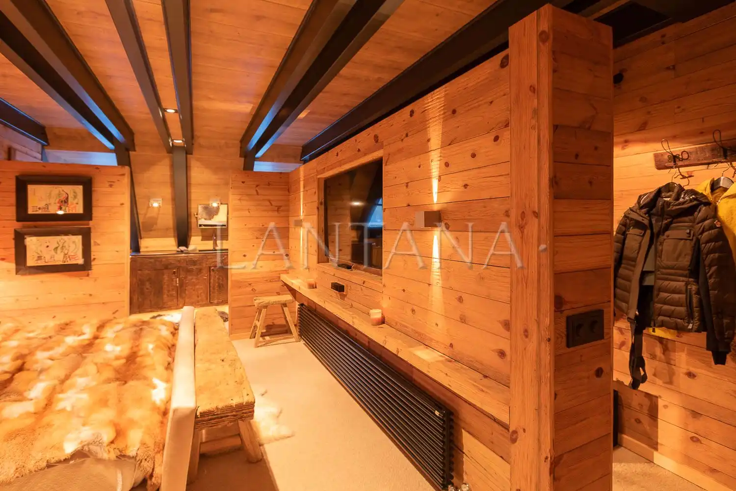 Casa adosada en venta en Naut Aran con Calefacción, Parquet y Trastero