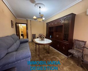 Living room of Flat to rent in Linares  with Air Conditioner, Heating and Furnished