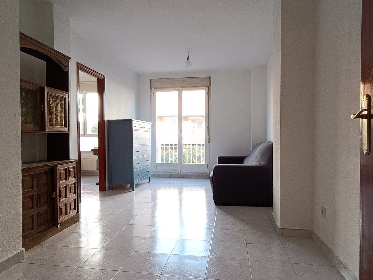 Living room of Flat to rent in  Madrid Capital  with Heating, Washing machine and Balcony