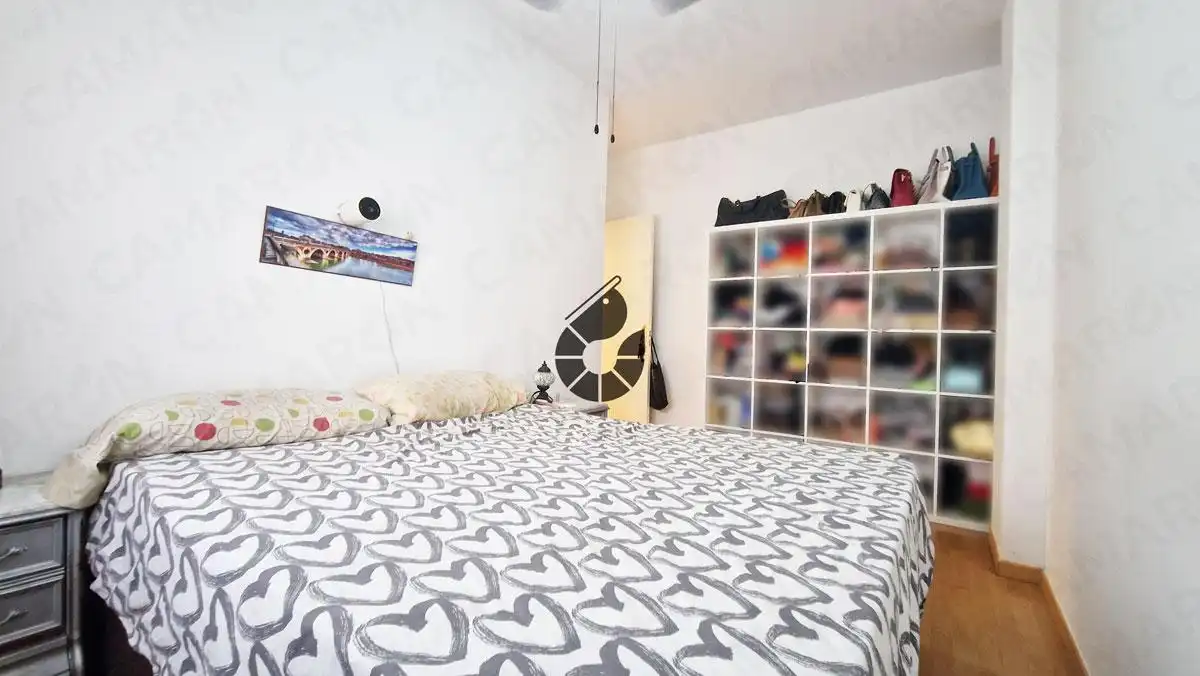 Habitación de Casa adosada en venta en Palomares del Río con Aire acondicionado y Parquet