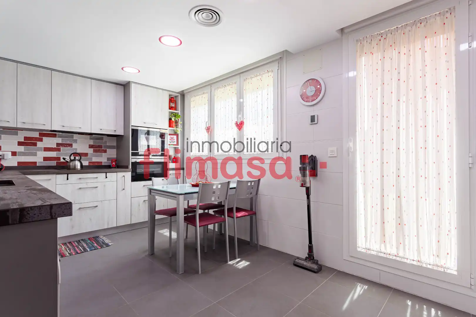 Kitchen of Detached homes for sale in Villaviciosa de Odón  with Air Conditioner, Heating and Private garden