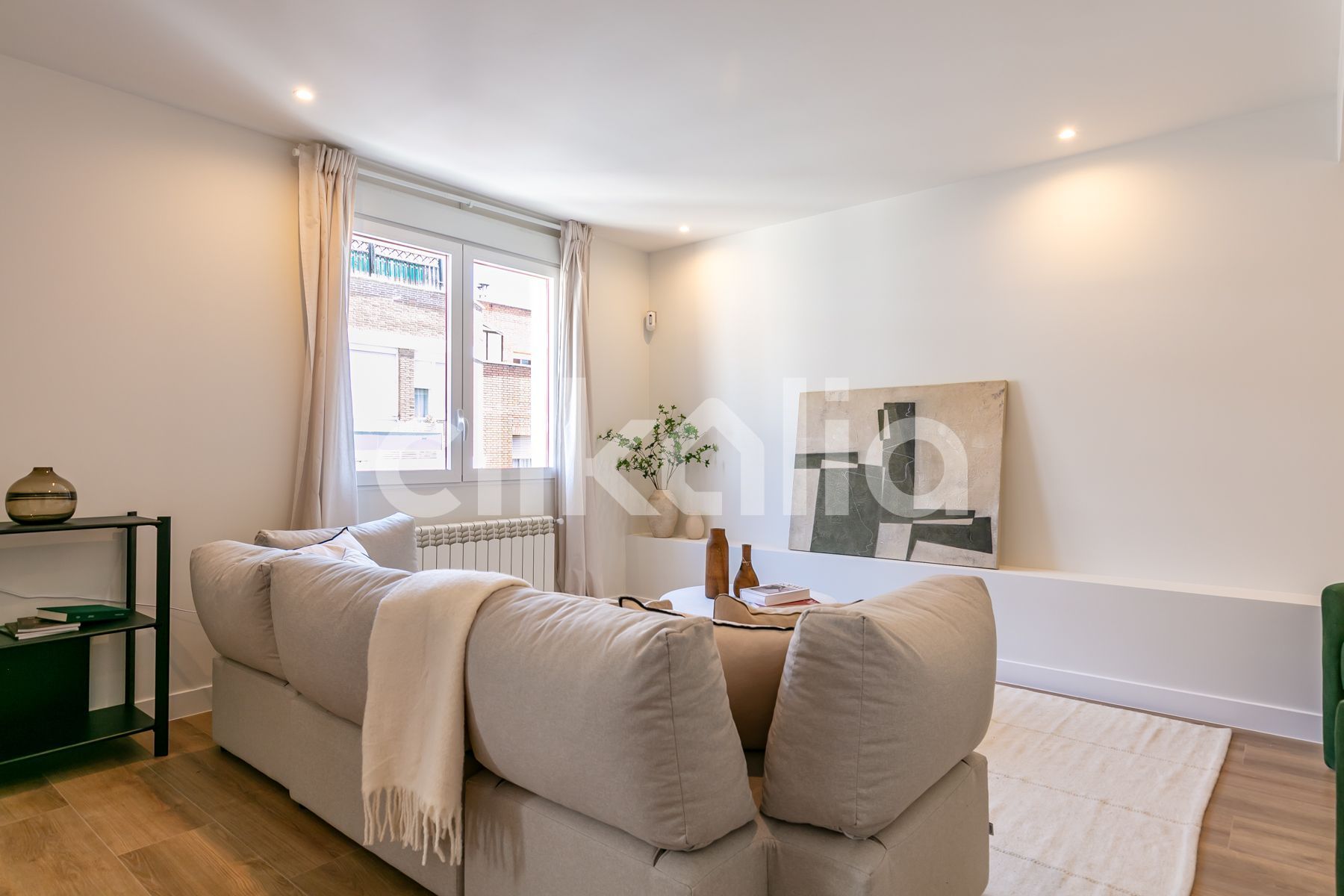 Living room of Flat for sale in  Madrid Capital  with Air Conditioner and Heating