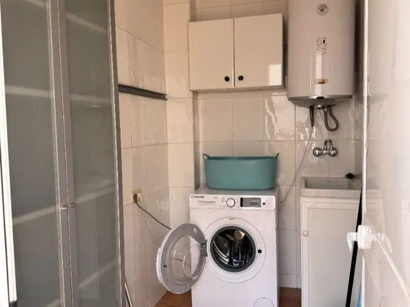 Cuina de Casa o xalet de lloguer en Cártama amb Aire condicionat, Terrassa i Moblat