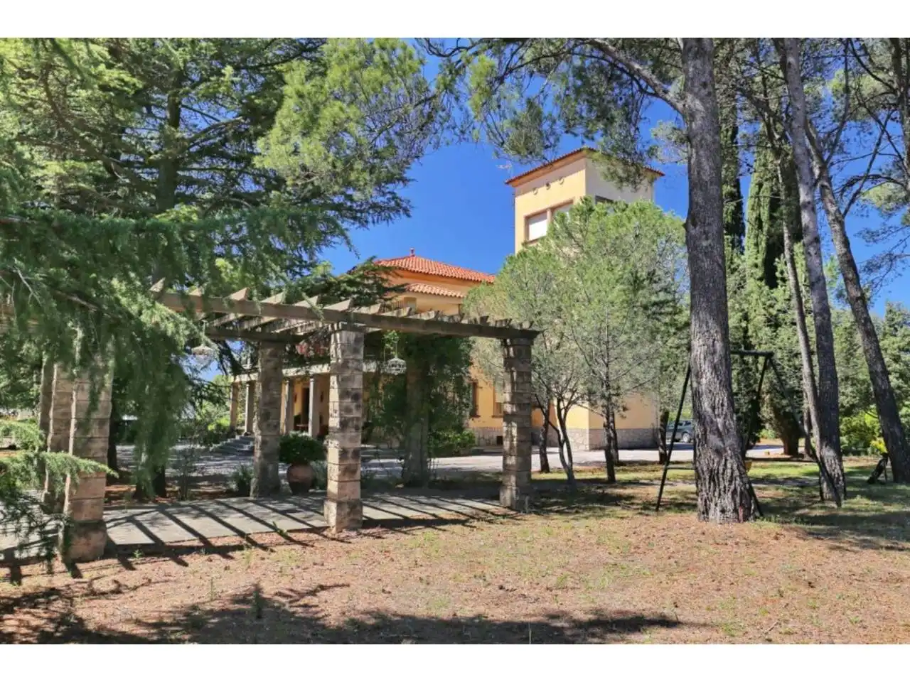 Außenansicht von Haus oder Chalet zum Verkauf in Matadepera mit Heizung, Privatgarten und Schwimmbad