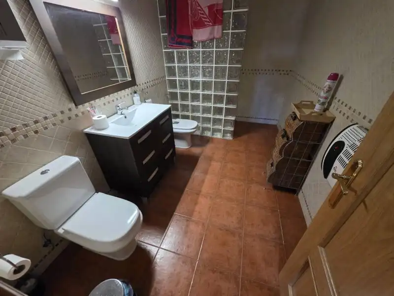 Baño de Casa o chalet en venta en Plasencia con Aire acondicionado, Terraza y Trastero