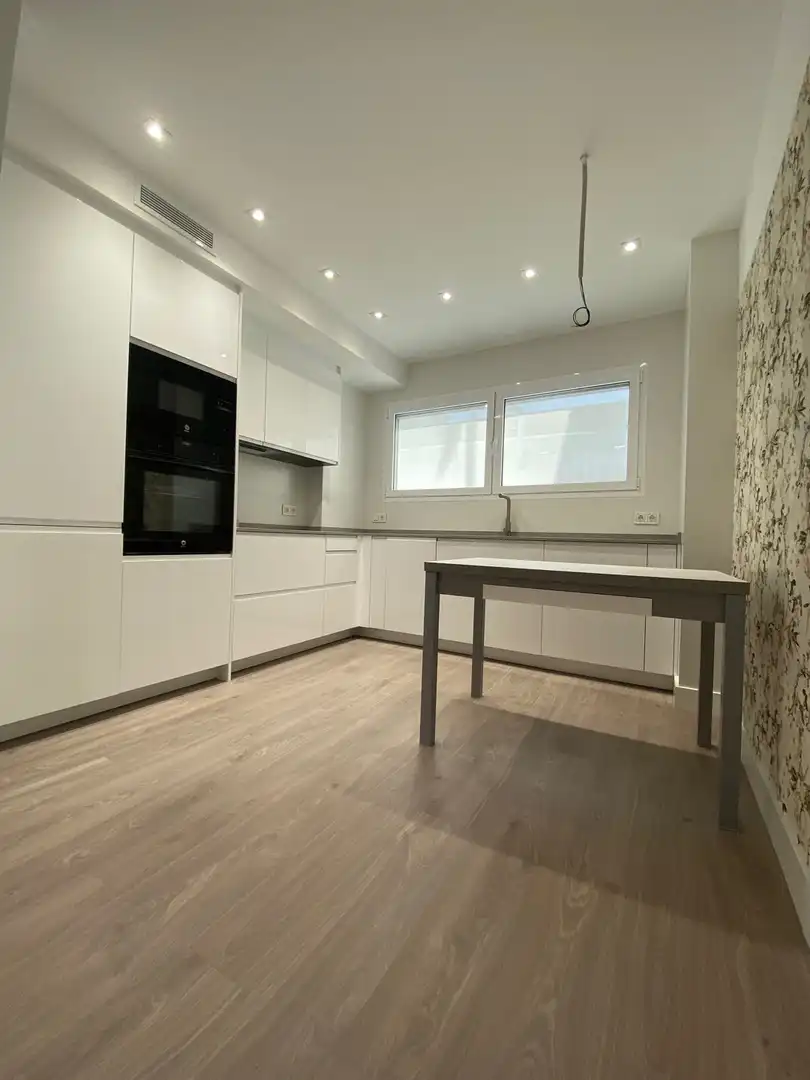 Kitchen of Study for rent in Zaragoza  with Furnished