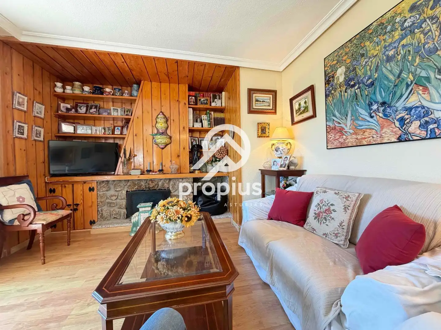 Sala de estar de Piso en venta en Hoyo de Manzanares con Calefacción, Parquet y Terraza