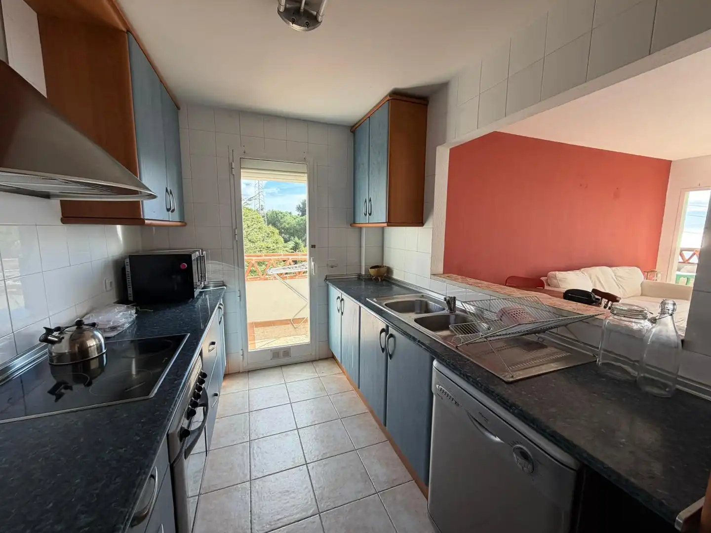 Kitchen of Flat for sale in Fuengirola  with Air Conditioner, Terrace and Community pool