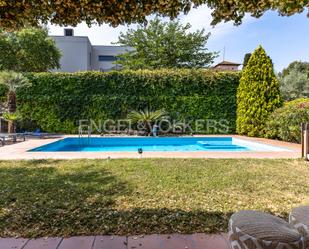 Swimming pool of House or chalet to rent in Sant Cugat del Vallès  with Air Conditioner, Heating and Private garden