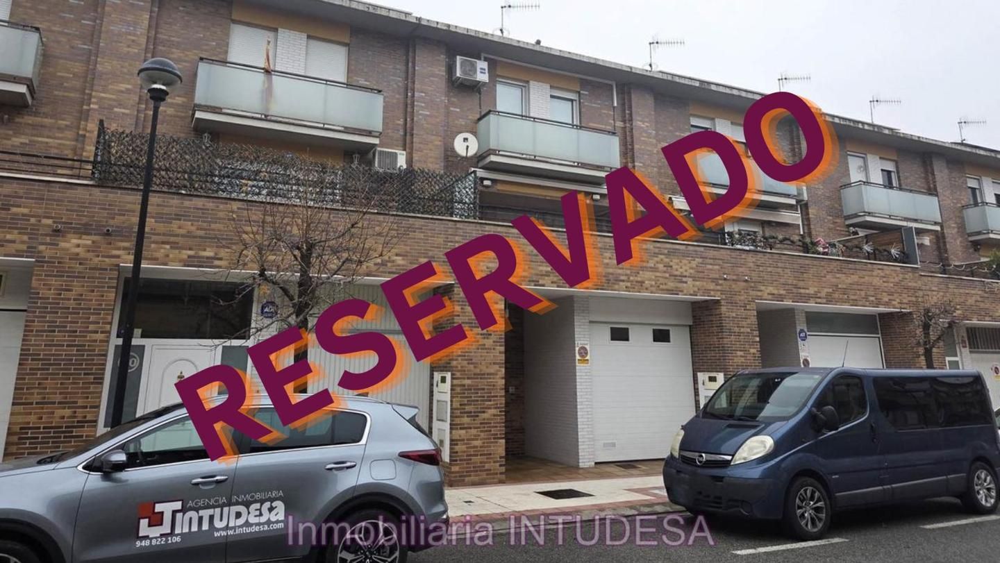 Vista exterior de Casa adosada en venta en Murchante con Aire acondicionado, Calefacción y Jardín privado