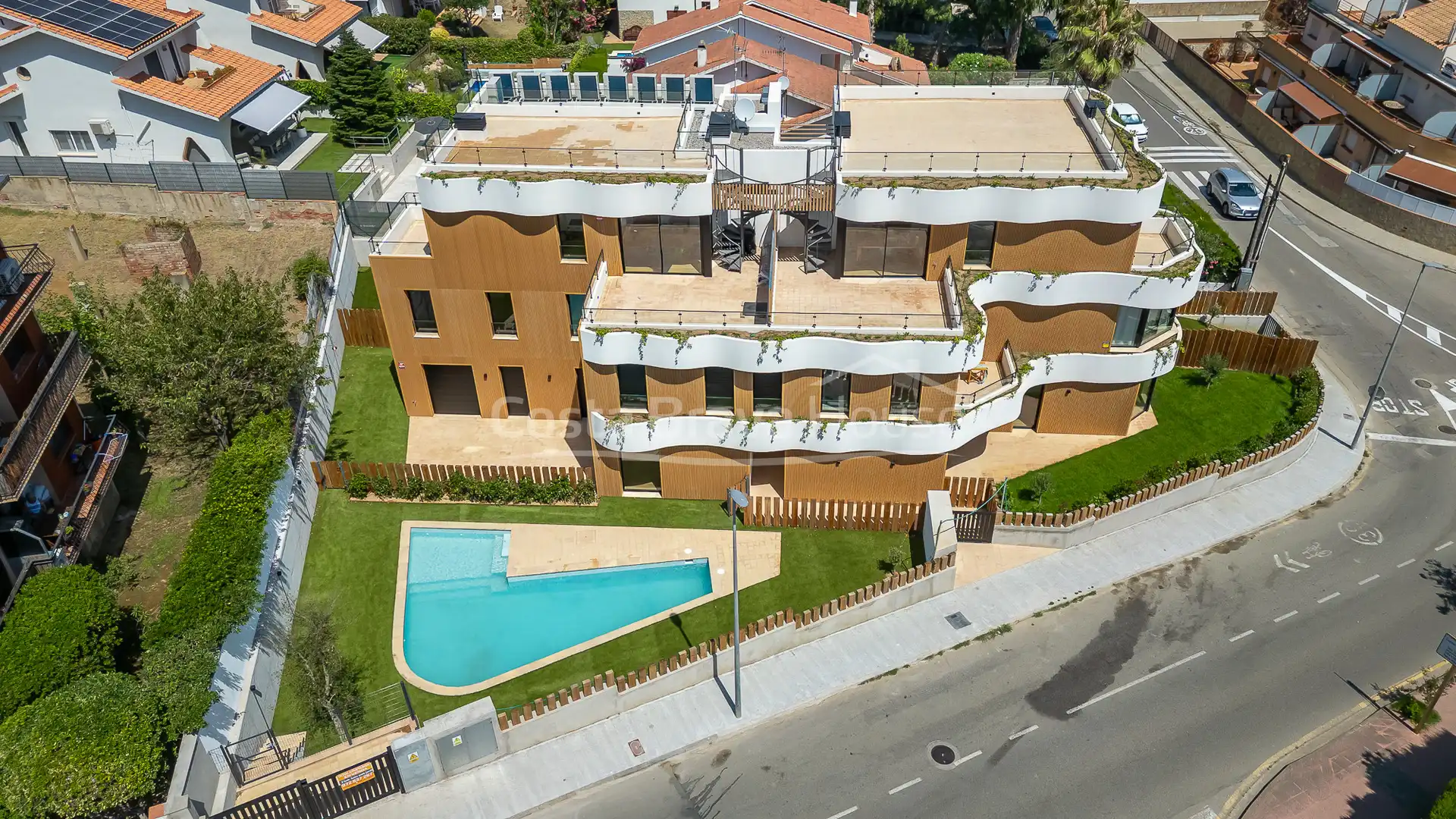 Vista exterior de Apartament en venda en Palamós amb Aire condicionat, Calefacció i Jardí privat