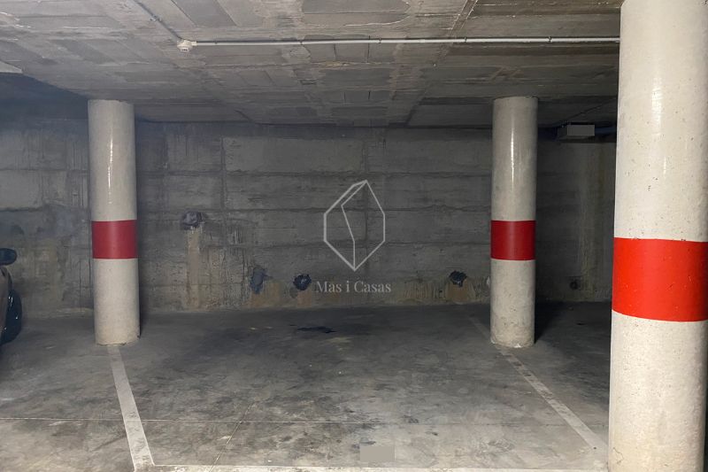 Aparcament de Garatge en venda en L'Escala