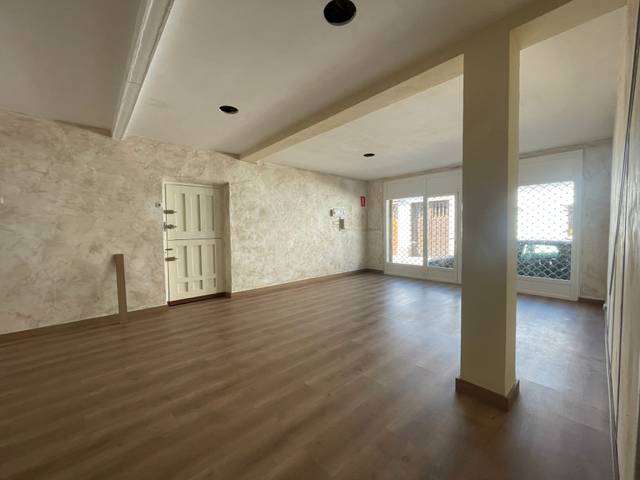 Local comercial en Alquiler en Calle de los Mártires, 35 en Brunete