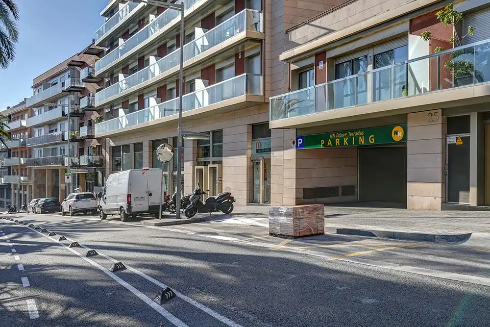 Moto in affitto a CALLE ESTEVE TERRADAS 17, imagen 6