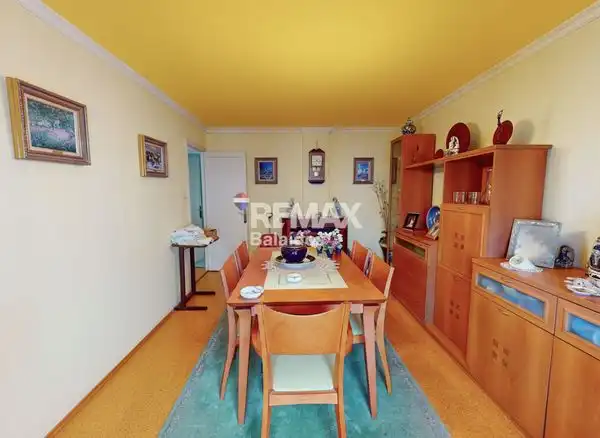 Piso en venta en Vigo  con Parquet y Terraza