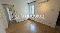 Bedroom of Flat to rent in  Madrid Capital  with Air Conditioner and Washing machine