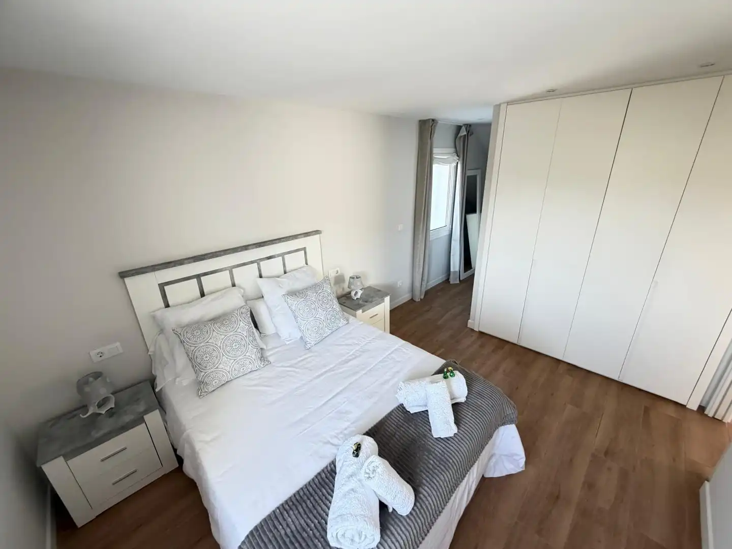 Dormitori de Apartament de lloguer en Sopela amb Calefacció, Moblat i Forn