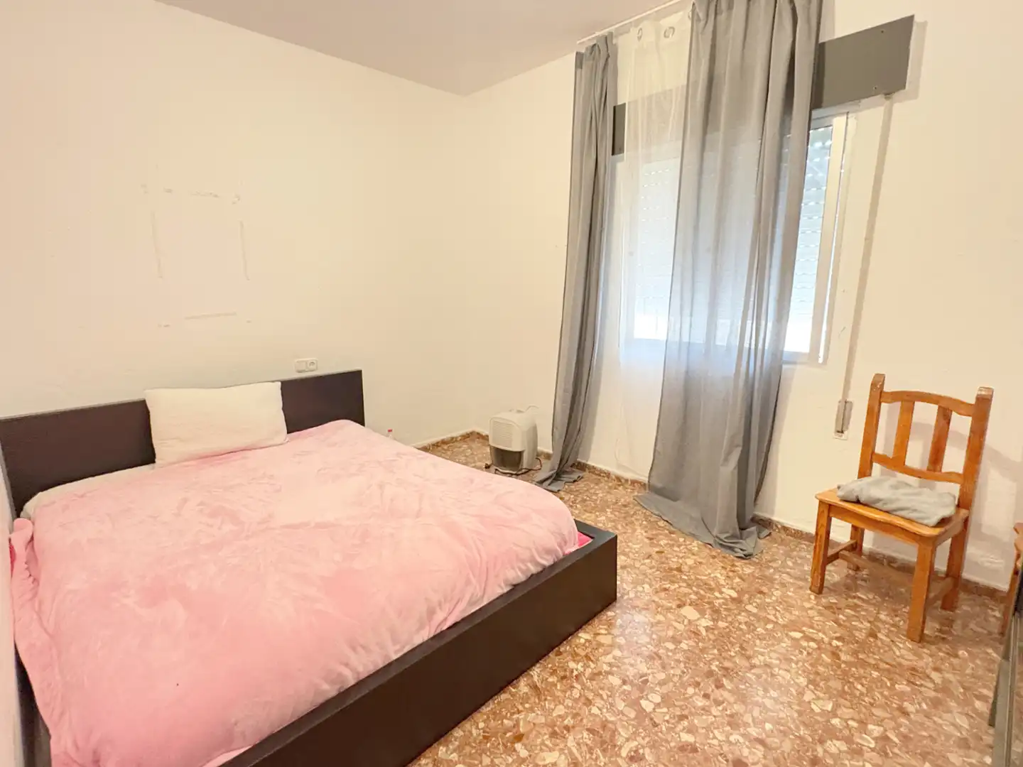 Schlafzimmer von Country house zum Verkauf in Alhaurín de la Torre mit Klimaanlage, Privatgarten und Terrasse