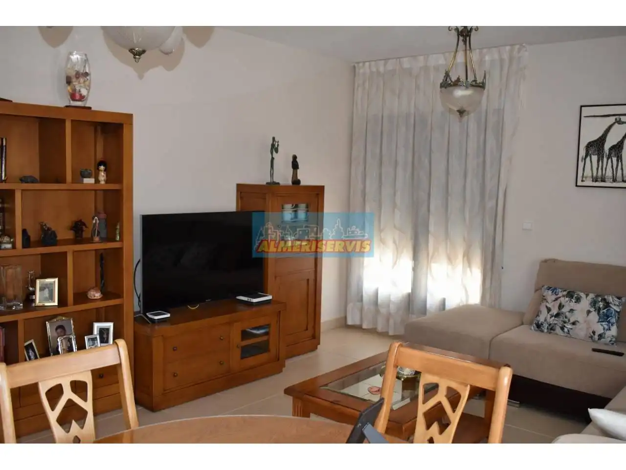 Sala d'estar de Casa o xalet en venda en El Ejido amb Aire condicionat, Terrassa i Traster