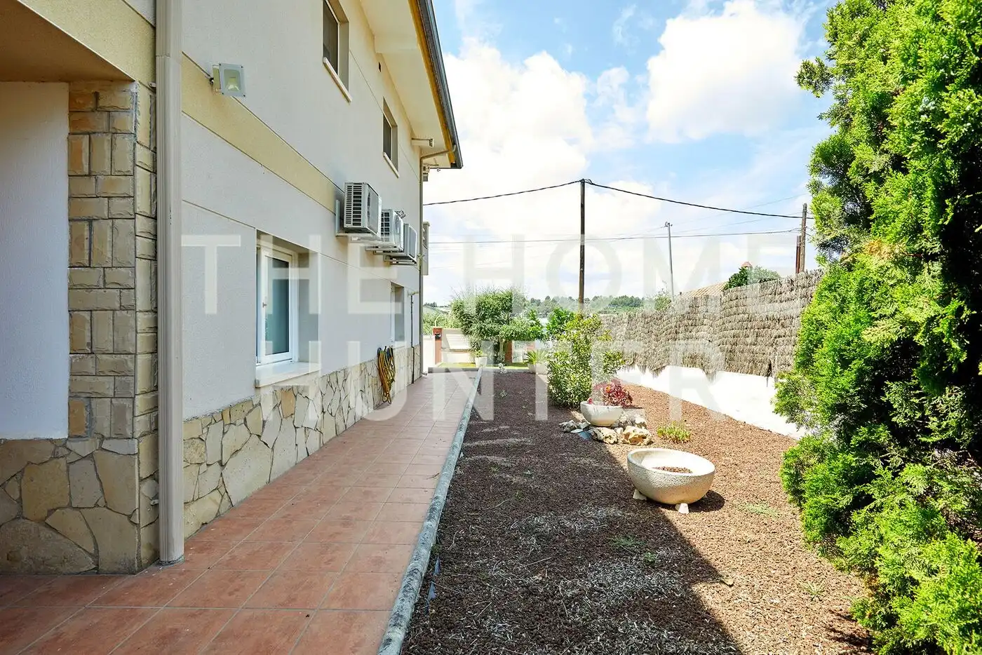 Exterior view of Houses for sale in Barcelona  with Air Conditioner, Heating and Private garden