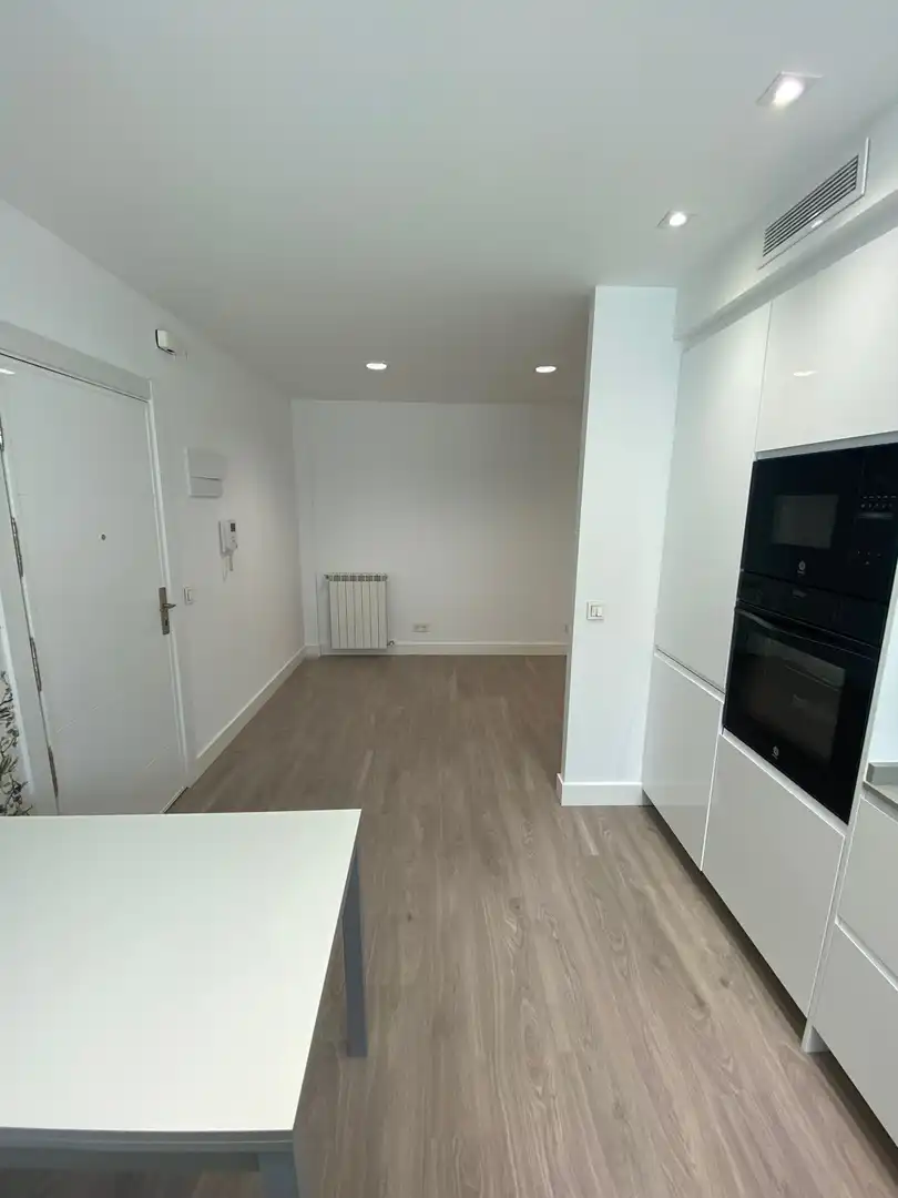 Study for rent in Zaragoza  with Furnished