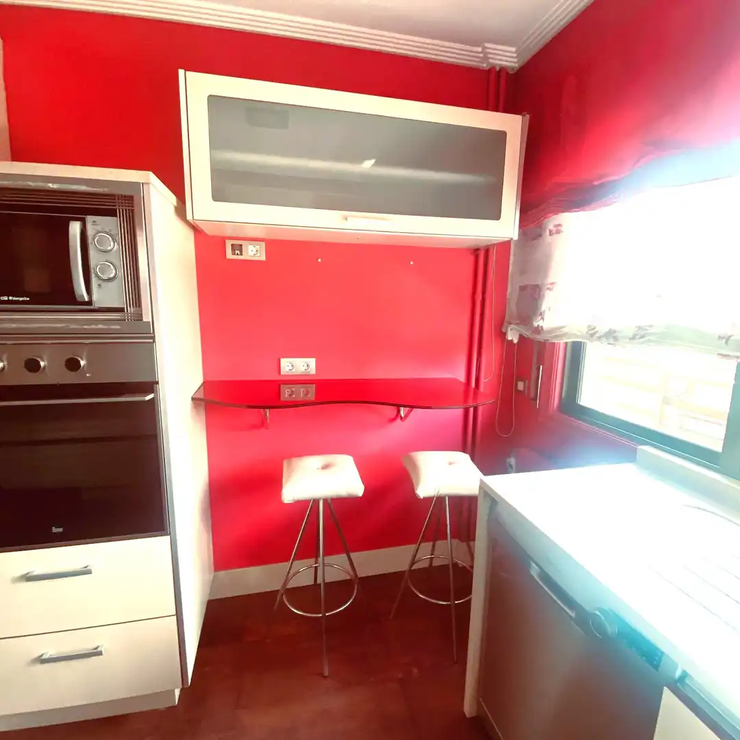 Küche von Wohnung zur Miete in Vigo 