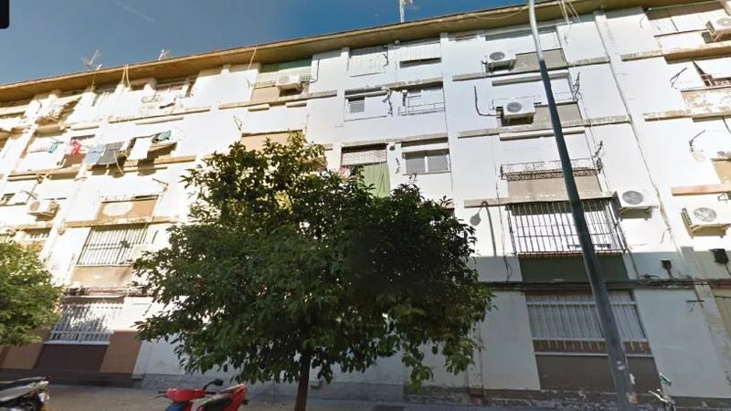Exterior view of Flat for sale in  Sevilla Capital