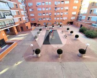 Exterior view of Flat to rent in  Madrid Capital  with Heating