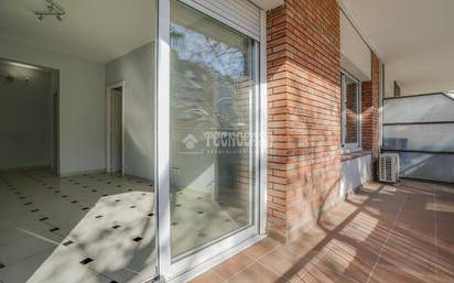 Exterior view of Flat for sale in  Barcelona Capital  with Air Conditioner, Heating and Terrace