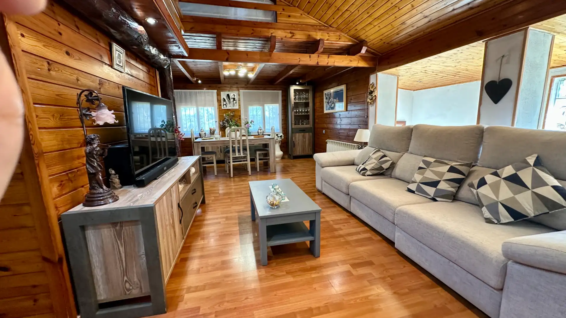 Sala de estar de Casa o chalet en venta en Rubí con Aire acondicionado, Calefacción y Jardín privado