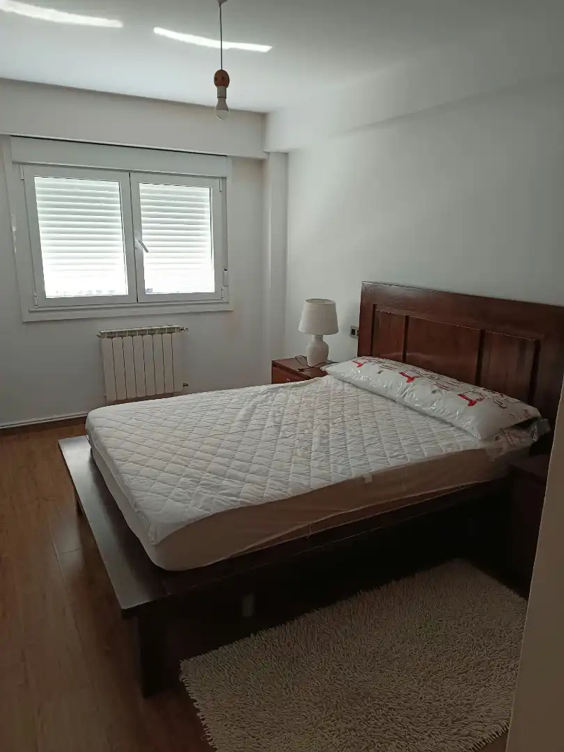 Bedroom of Flat for rent in Santiago de Compostela   with Furnished