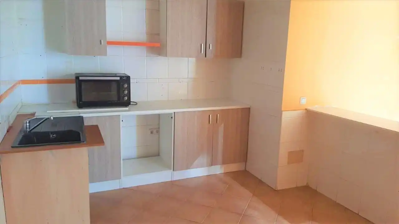 Cocina de Casa adosada en venta en Sariegos con Jardín privado