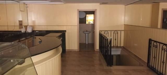 Local comercial en Alquiler en Parque Geólogo José Royo Gómez