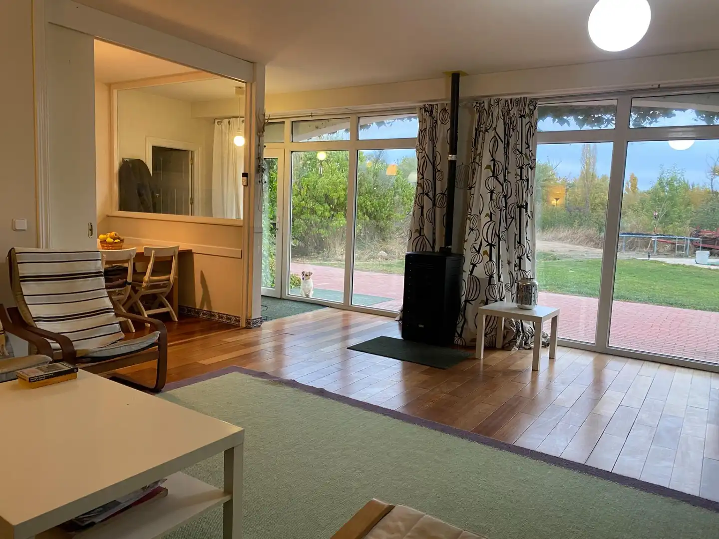 Sala d'estar de Finca rústica en venda en Valoria la Buena amb Jardí privat i Piscina