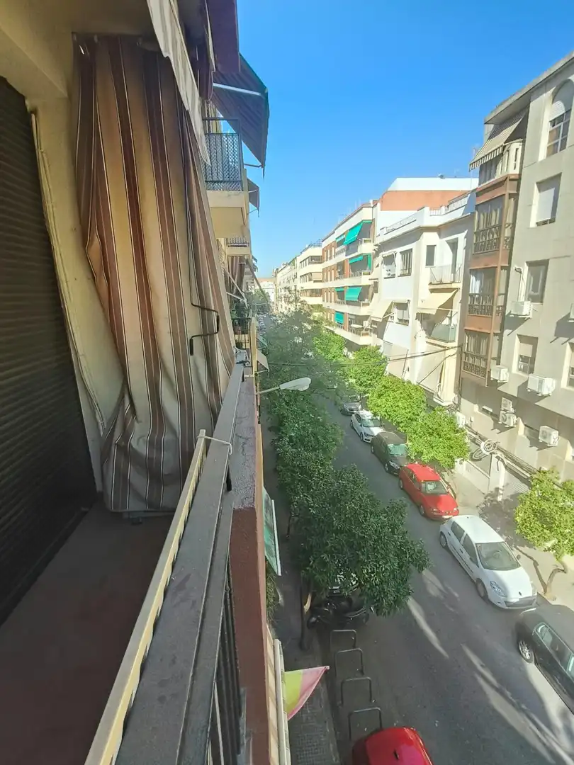 Pis amb ascensor en venda a Calle DIEGO SERRANO, imagen 29