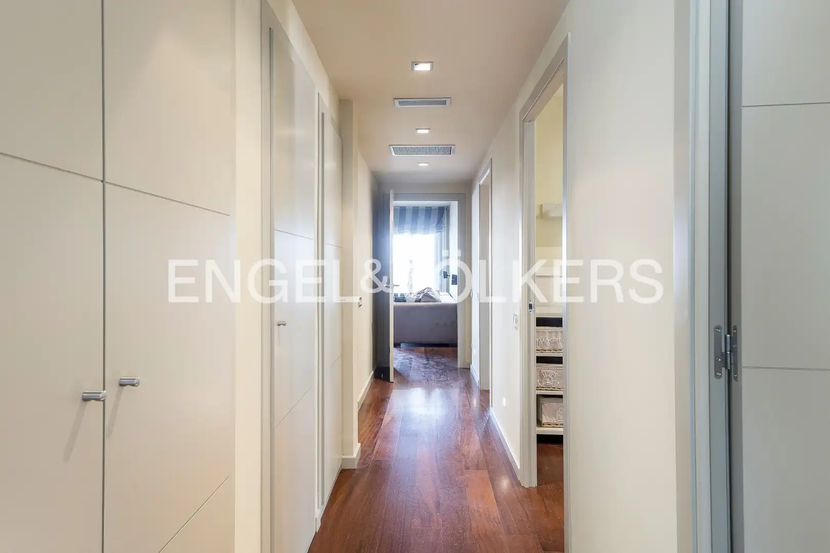 Apartamento de alquiler en Barcelona con Calefacción, Parquet y Terraza