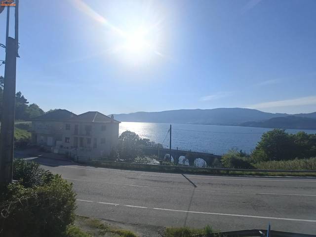 Casa-chalet en Venta en  SOUTOXUSTE (DE)-VISO (O) en Redondela
