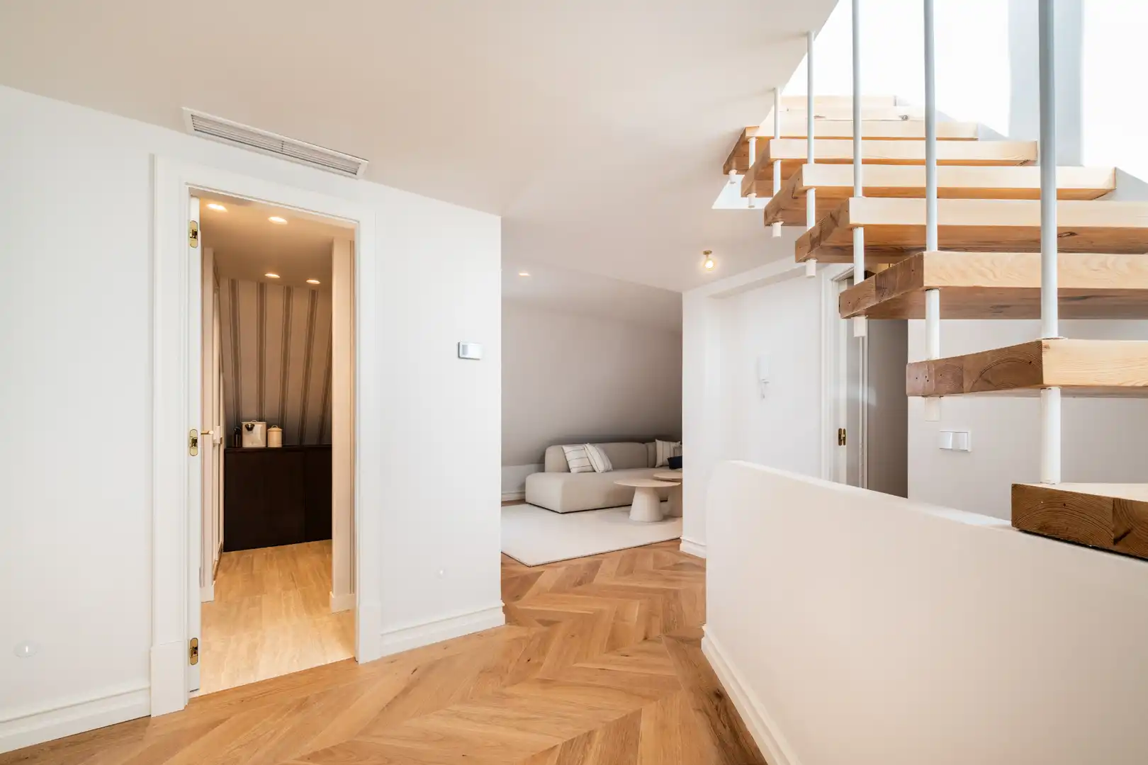 Ático en venta en Madrid con Aire acondicionado, Calefacción y Terraza