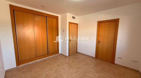 Foto 4 de Casa adosada en venda a Pla dels Aljubs, La Pobla de Vallbona